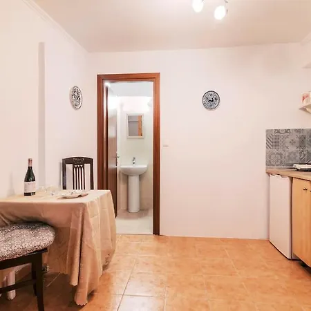 Kristinas View Apartment